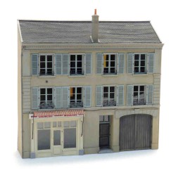 10.431_Facade_de_magasin_du_la_famille_Moreau_R_LR