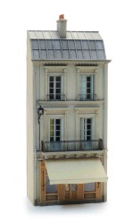 10.432_Facade_du_magasin_de_la famille_Dupont_R_LR