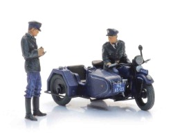 10.422_Rijkspolitie_motor_zijspan+2_fig_L_LR