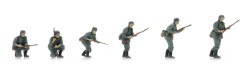 5870058_WM_infantry_on_patrol_e_LR