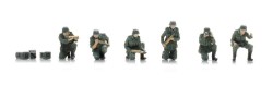 5870110_WM_PAK_crew_in_action_a_LR