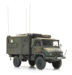 6870777_BRD_Unimog_404s_Funkkoffer_oliv_e_LR