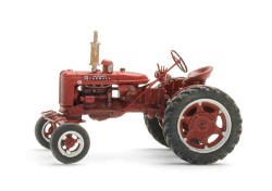 387.707_Farmall_C_Tractor_R_LR