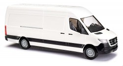 52600